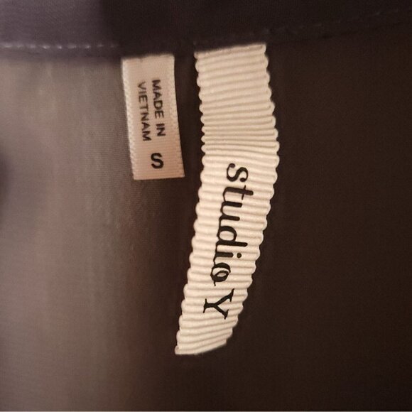 Studio Y Womens Grey Sheer Crystal Studded Blouse Small - Picture 8 of 10